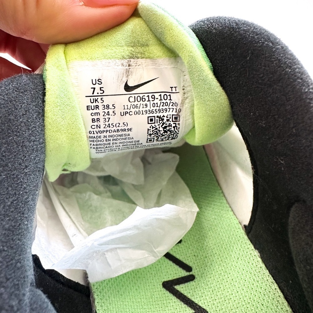 Neon Pink & Green Nike Air70 React Sneakers 7.5 - Picture 7 of 12